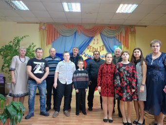 23 февраля – праздник мужества, силы духа, воинской доблести и преданного служения интересам России. 23 февраля – праздник мужества, силы духа, воинской доблести и преданного служения интересам России.