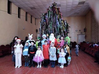 Театрализованное представление "Новый год Дракоши" Театрализованное представление "Новый год Дракоши"